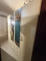 Spinta su 6 stalčiais